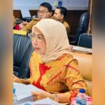 Ketua DPRD Morowali Utara (Morut), Warda Dg Mamala, SE, memimpin langsung rapat lanjutan pembahasan Badan Anggaran (Banggar) DPRD bersama pemerintah daerah pada Selasa (19/8/2025).