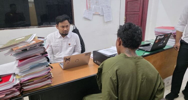 Polisi periksa pelaku penikaman ustadz saat sholat Subuh di Morowali Utara