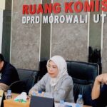 Ketua DPRD Morut memimpin RDP membahas kompensasi untuk nelayan Matube dan Tokonanaka bersama perwakilan 17 perusahaan tambang di ruang Komisi II DPRD Morowali Utara.
