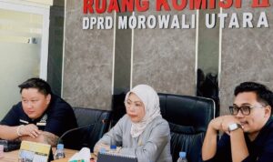 RDP DPRD Morut Bahas Kompensasi Nelayan Matube dan Tokonanaka Ketua DPRD Morut memimpin RDP membahas kompensasi untuk nelayan Matube dan Tokonanaka bersama perwakilan 17 perusahaan tambang di ruang Komisi II DPRD Morowali Utara.